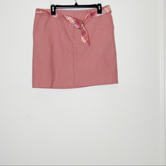 Ann TAYLOR coral colored mini skirt. Belted. 12p - Picture 2 of 5
